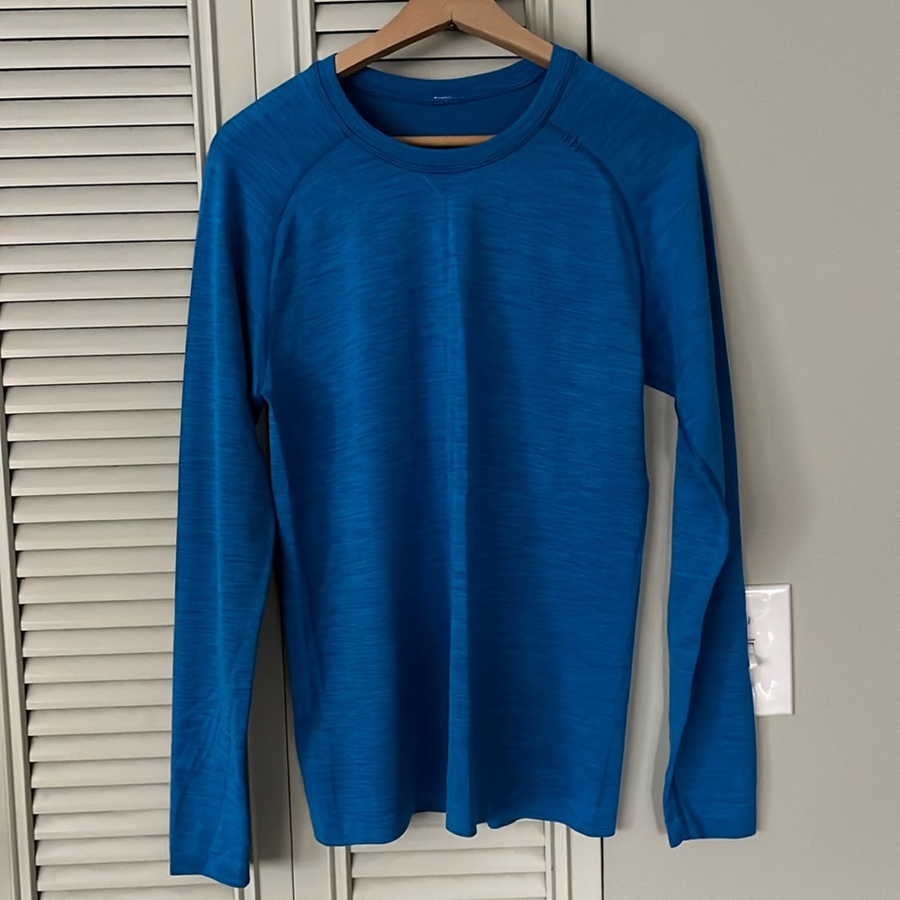 Lululemon Men’s Long Sleeve Top